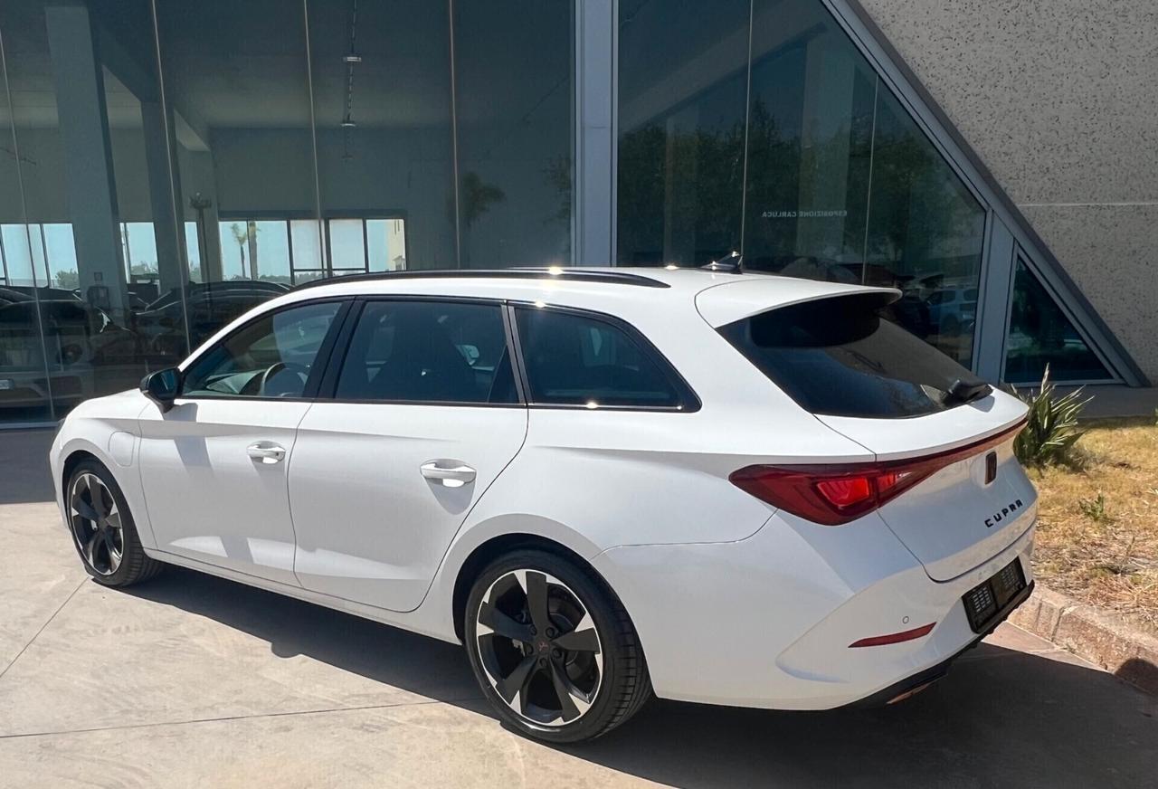 Cupra Leon Sportstourer 1.4 e-HYBRID 204 CV DSG - T-stock 2025