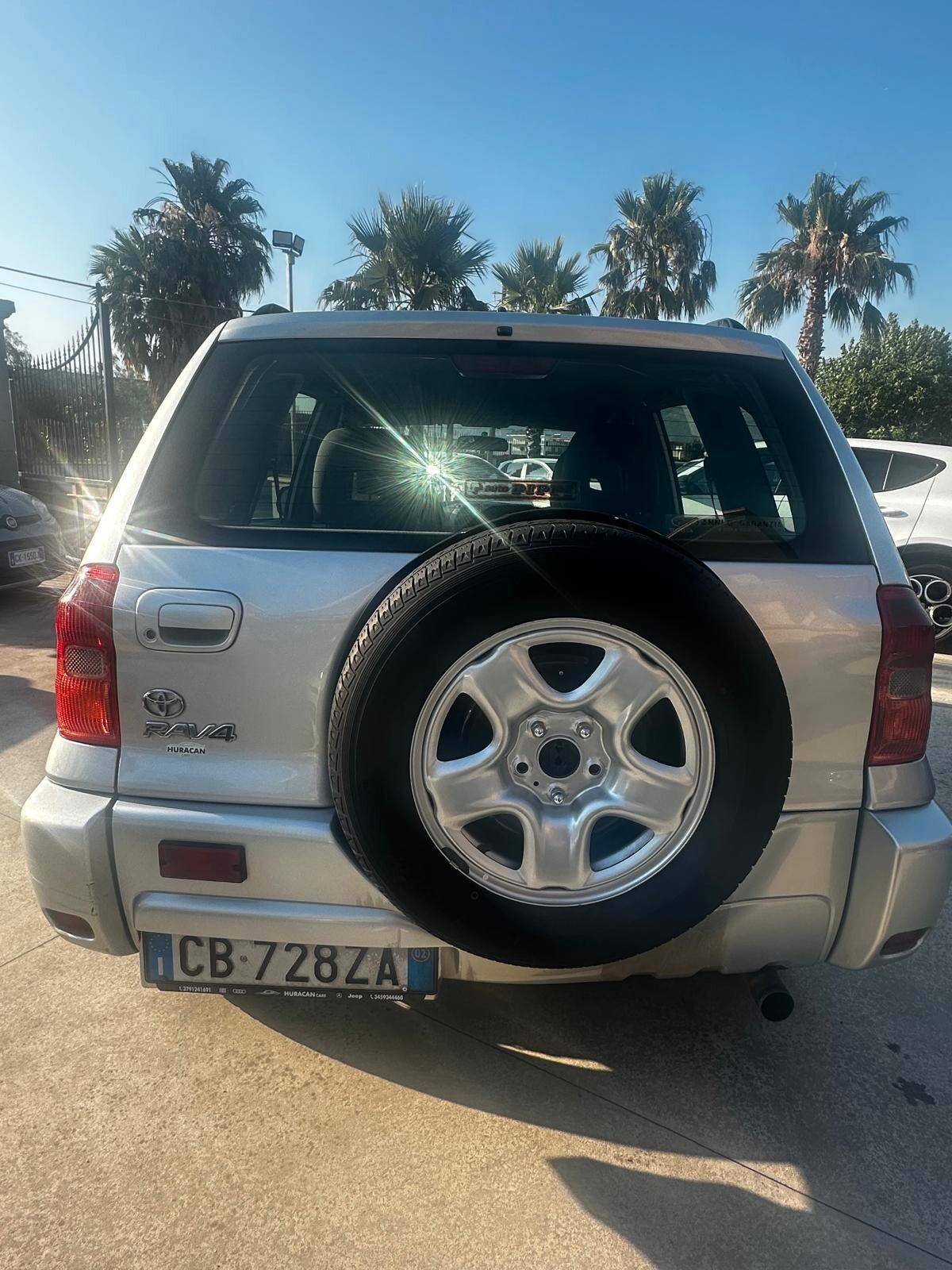 Toyota RAV 4 RAV4 2.0 Tdi D-4D cat 5 porte Sol