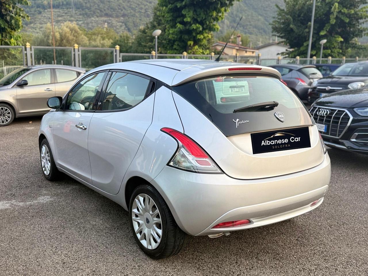 Lancia Ypsilon 1.2 Ecochic GPL Silver