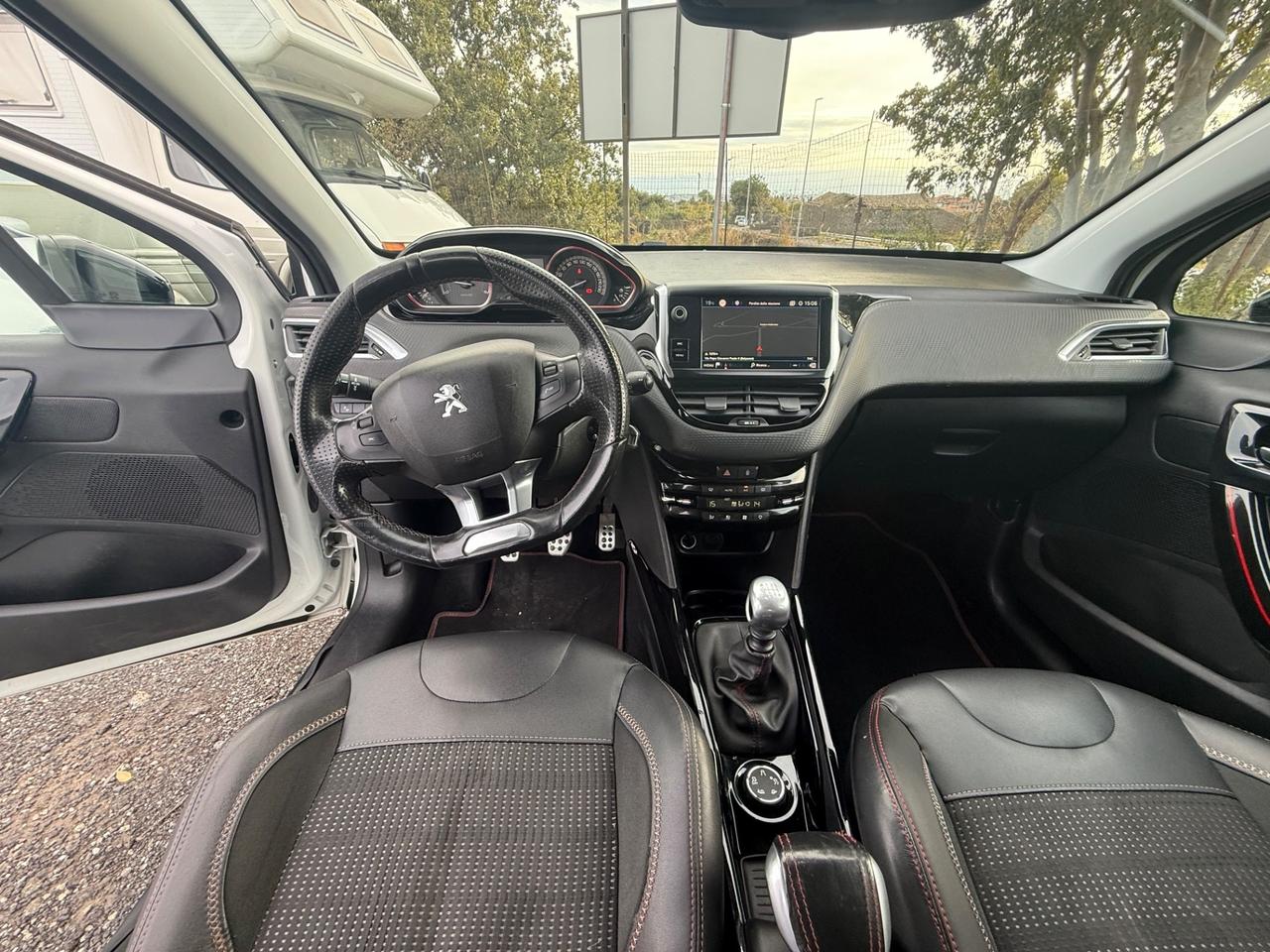 Peugeot 2008 BlueHDi 100 S&S Style