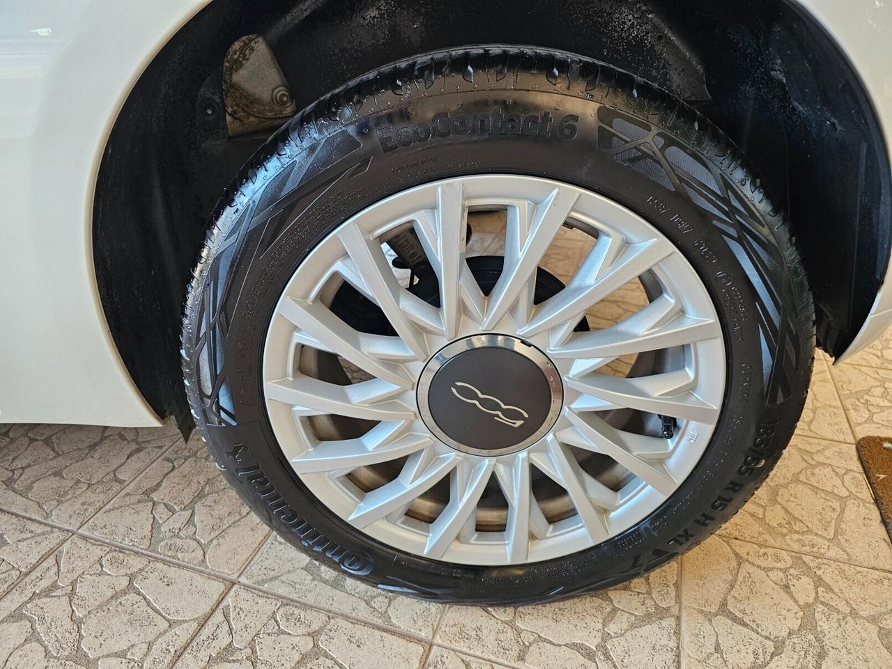Fiat 500 1.0 Hybrid Dolcevita