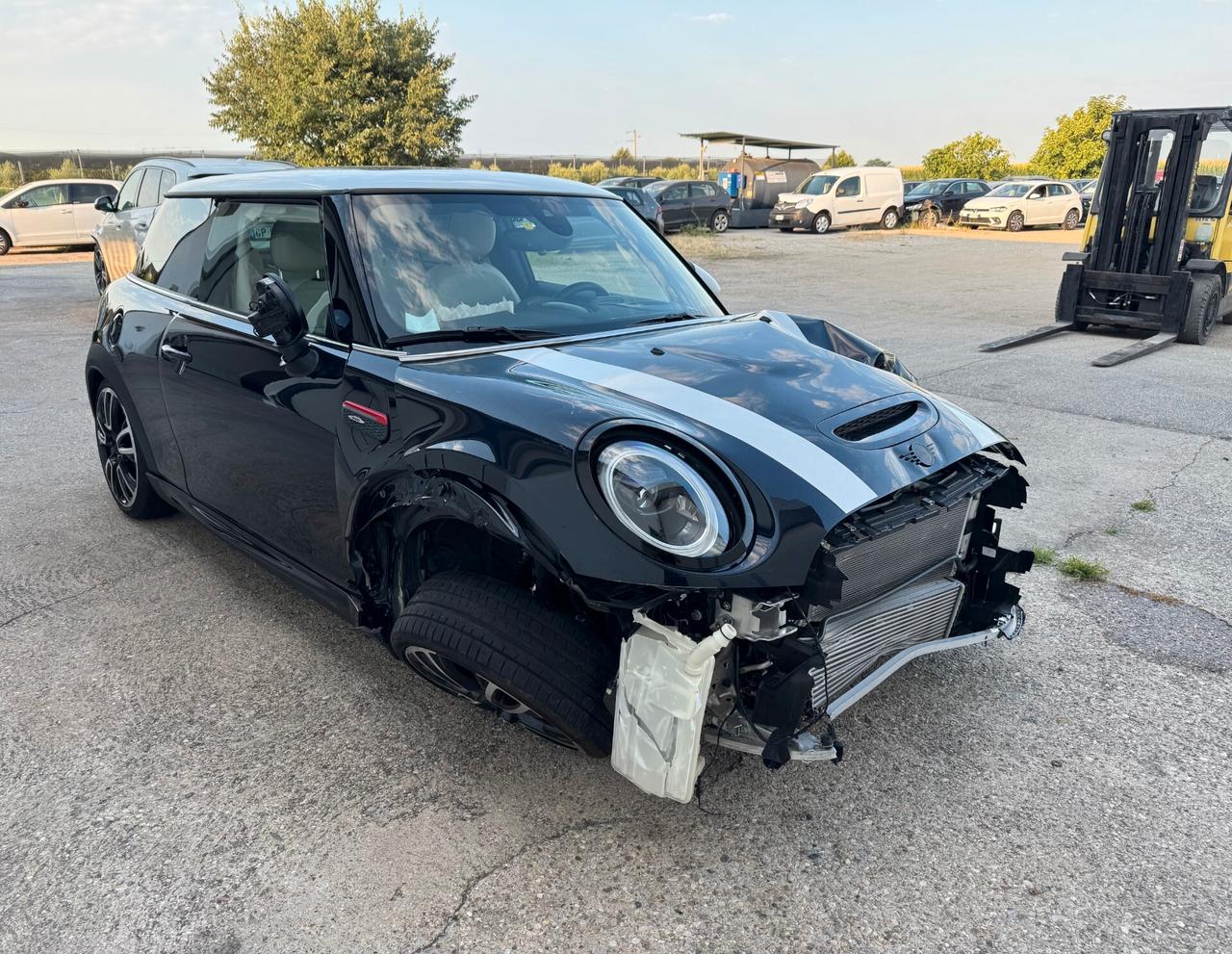MINI John Cooper Works F56 3p 2.0 JCW auto INCIDENTATA