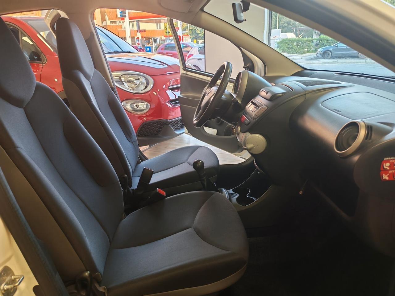 Toyota Aygo - FRIZIONE + TAGLIANDO NUOVI !!!