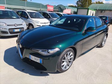 Alfa Romeo Giulia 2.0 Turbo 200 CV AT8 Business