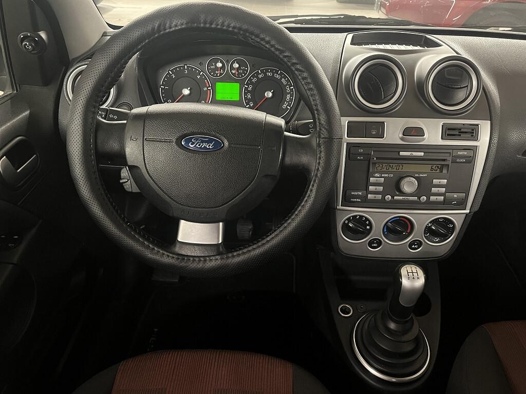 Ford Fiesta 1.4 TDCi 5porte