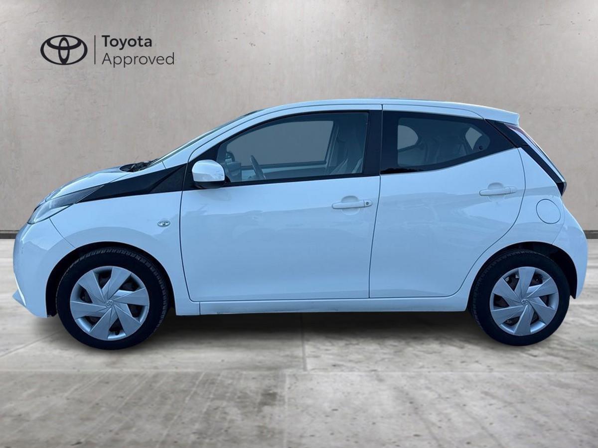 TOYOTA Aygo II 2014 - Aygo 5p 1.0 x-play my15