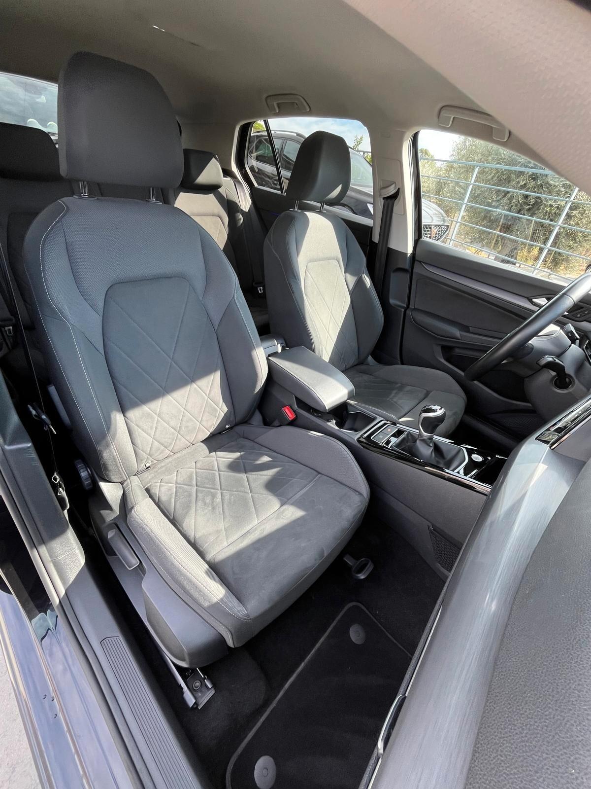 Volkswagen Golf 2.0 TDI SCR Style