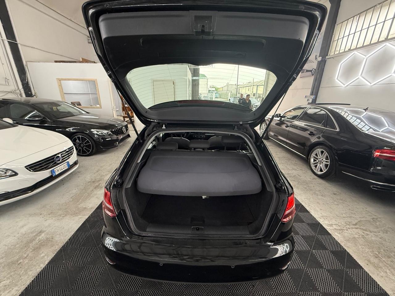 Audi A3 SPB 30 g-tron S tronic Admired