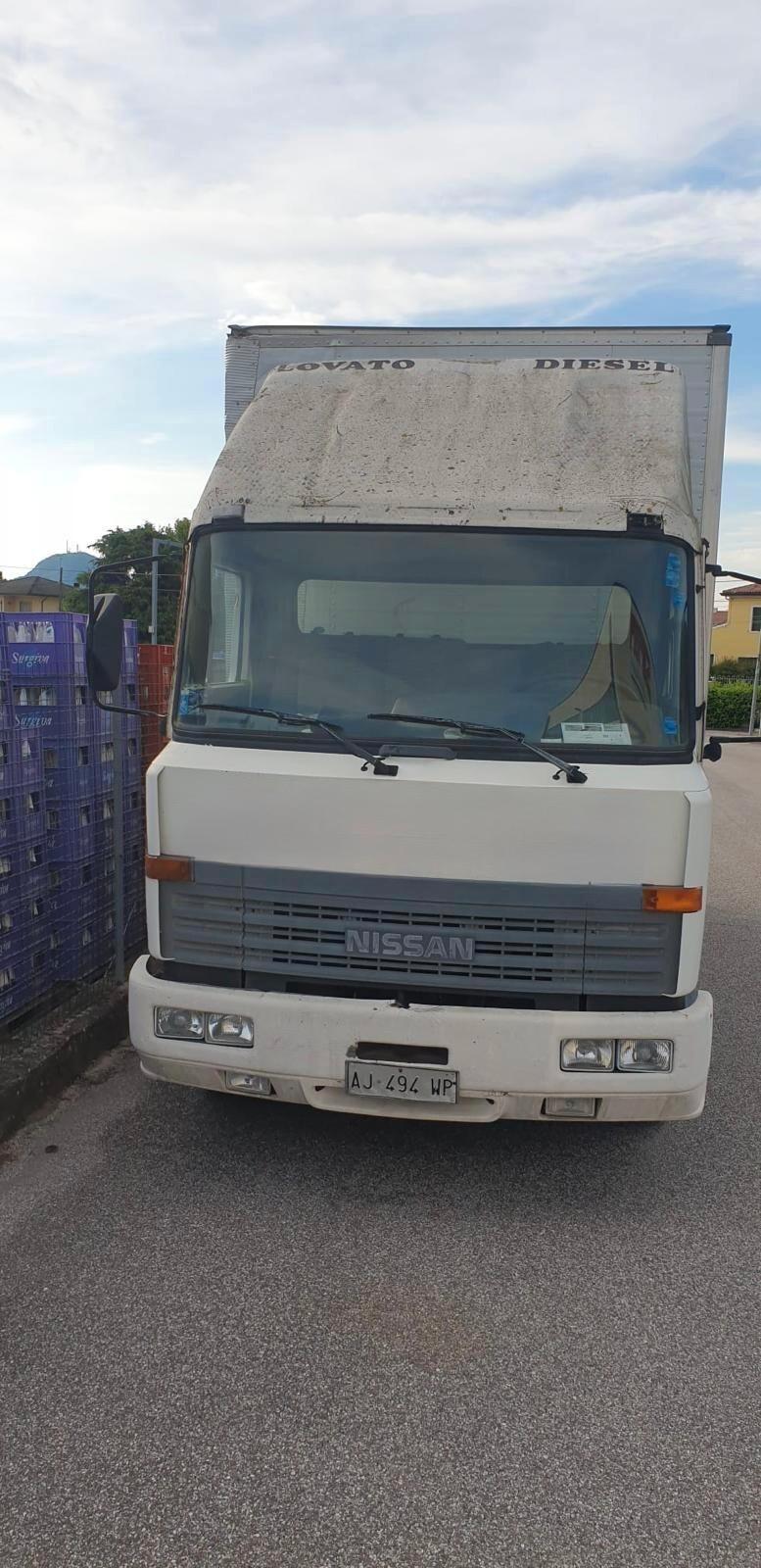 Nissan L-35 L-35.085 3.0 diesel PC-RG Cabinato