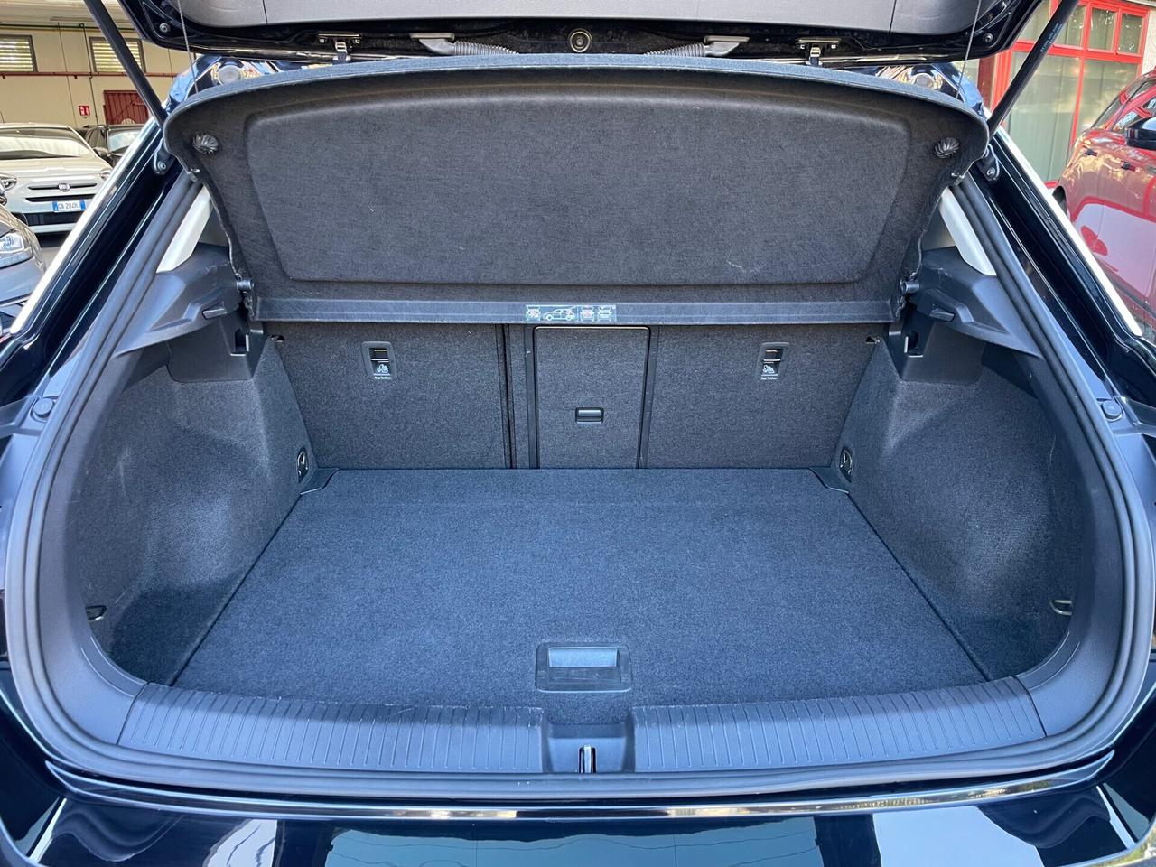 Volkswagen T-Roc 1.0 tsi Style 110cv ok neop. GARANZIA