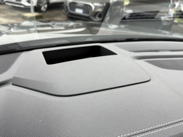 AUDI Q8 50 TDI 286 CV quattro S line edition Black Pack