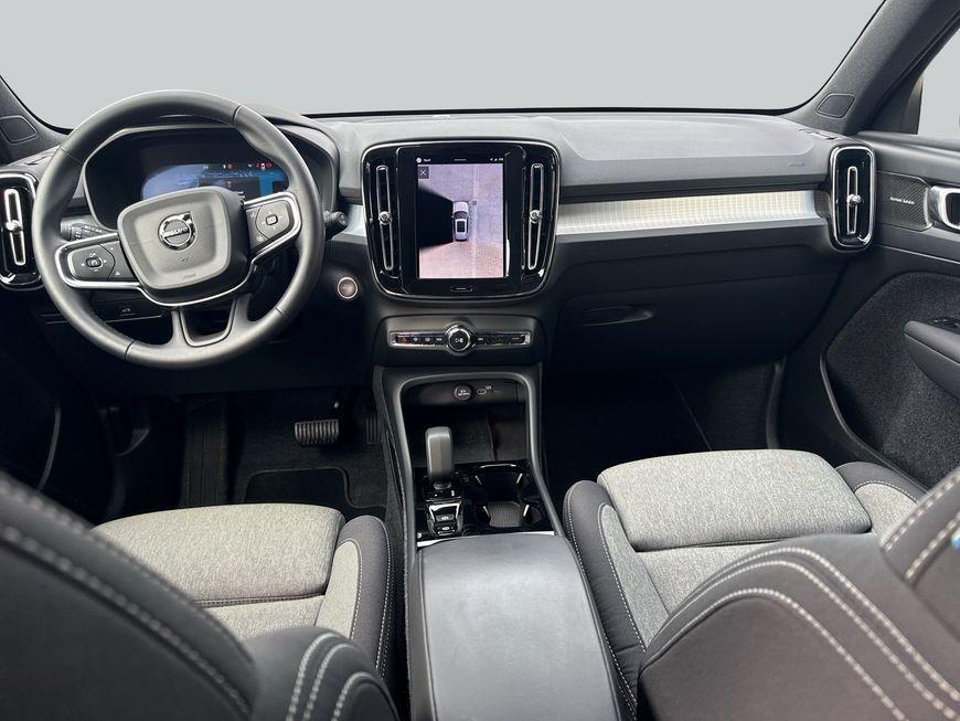 Volvo XC40 2.0 b3 Plus Black Edition auto Tetto ap. Panoramico
