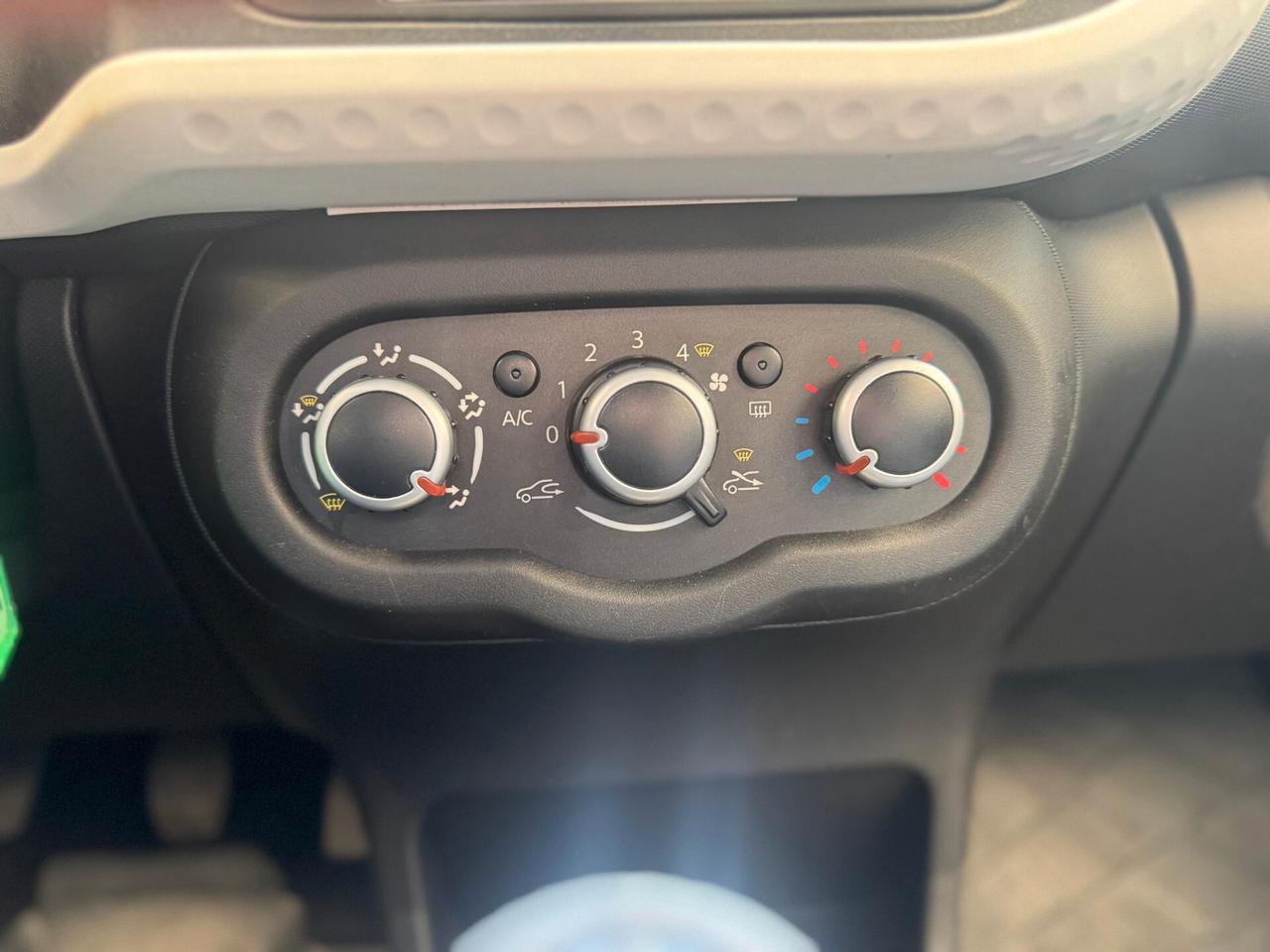 Renault Twingo SCe Zen