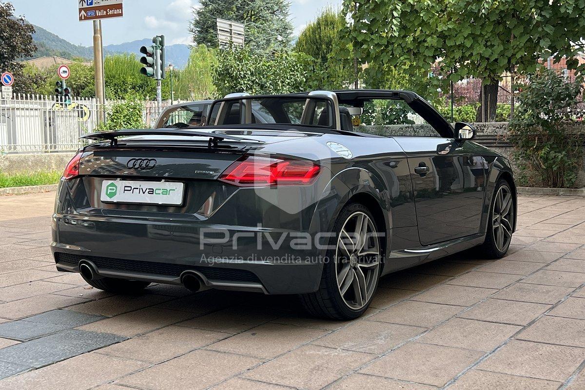 AUDI TT Roadster 2.0 TFSI quattro S tronic S line
