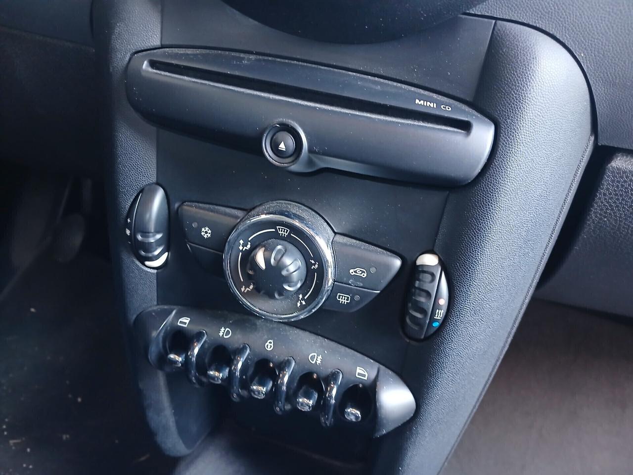 Mini 1.6 16V Cooper D