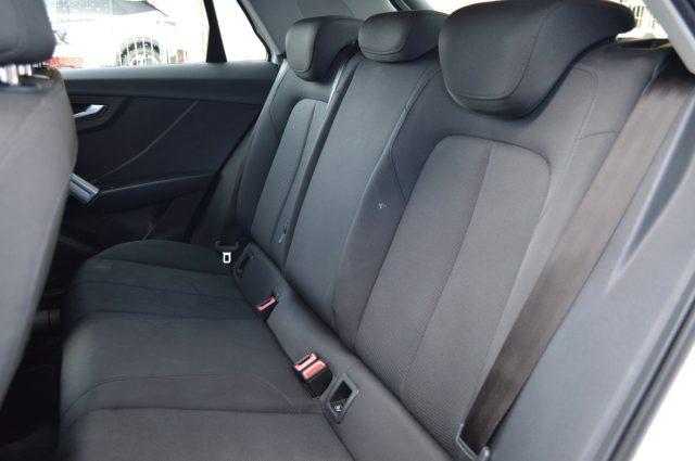 AUDI Q2 30 TDI S tronic Business