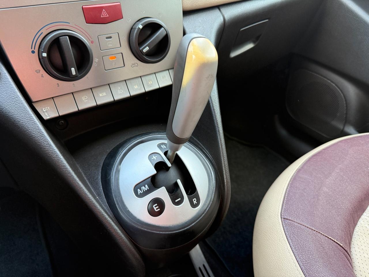 Lancia Ypsilon 1.4 16V Sport MomoDesign GPL valido fino 2036
