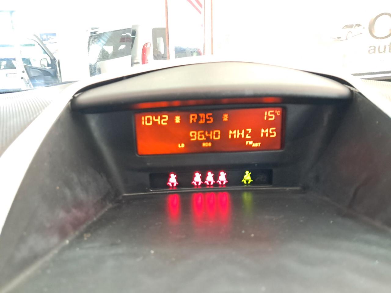 Peugeot 207 1.4 HDi 70CV 5p. X Line