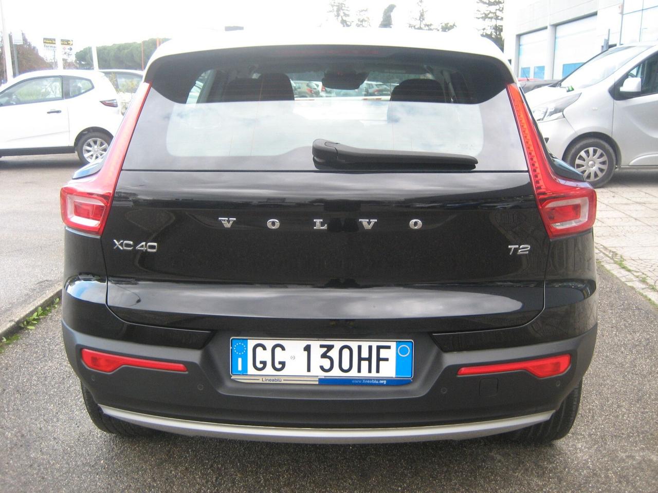 Volvo XC40 T2 Momentum
