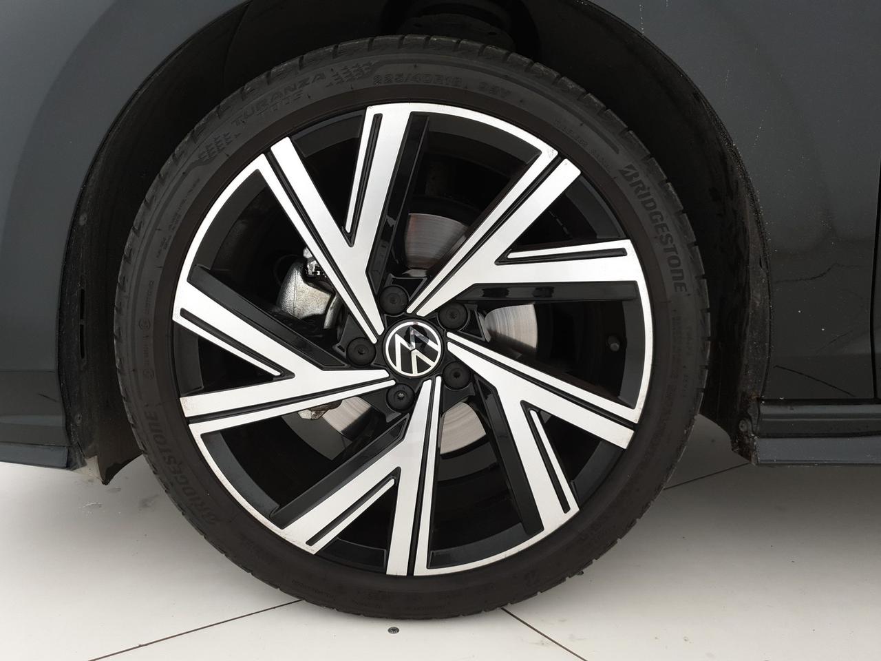 Volkswagen Golf 1.5 etsi evo r-line 150cv dsg