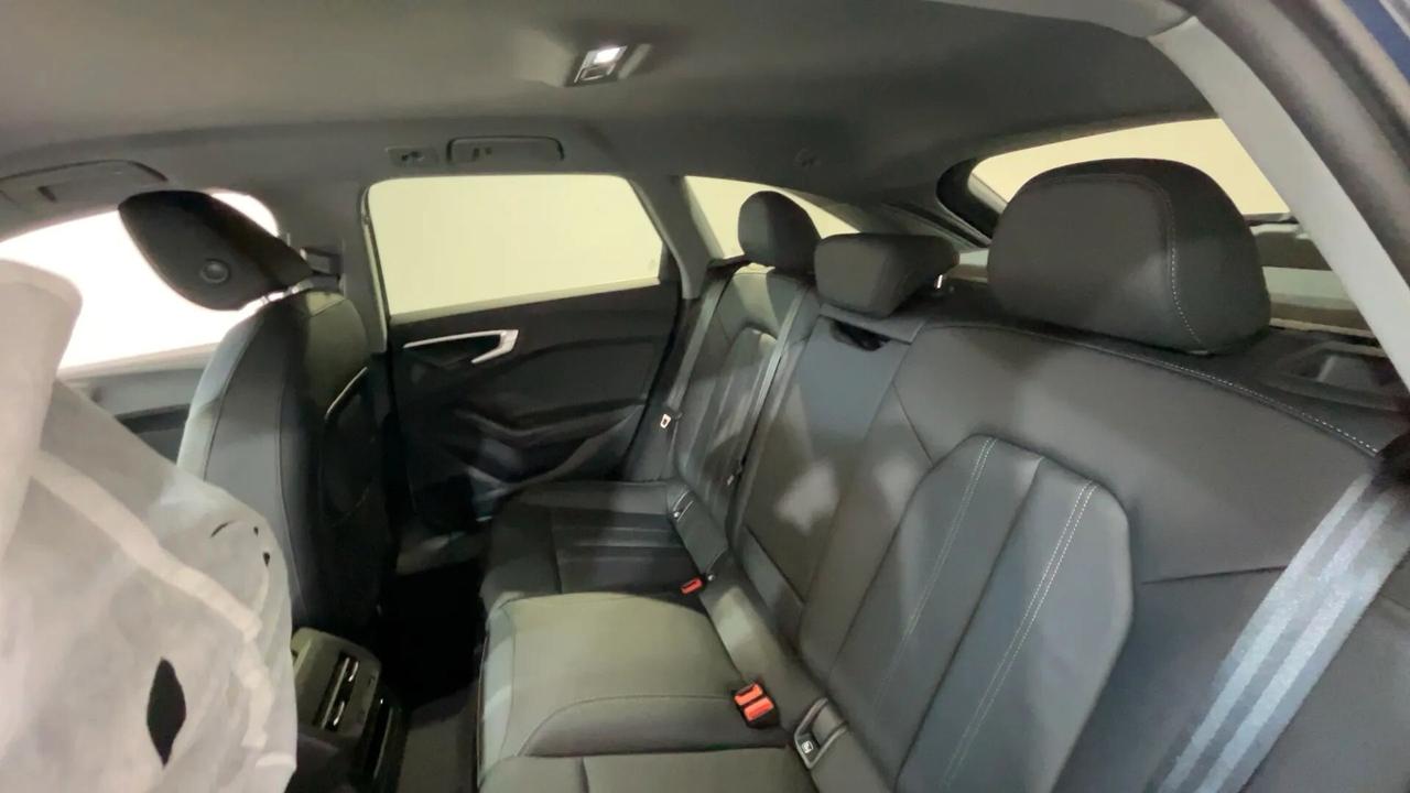Audi A5 Avant TDI 150 kW mHEV+ S tronic Line edition