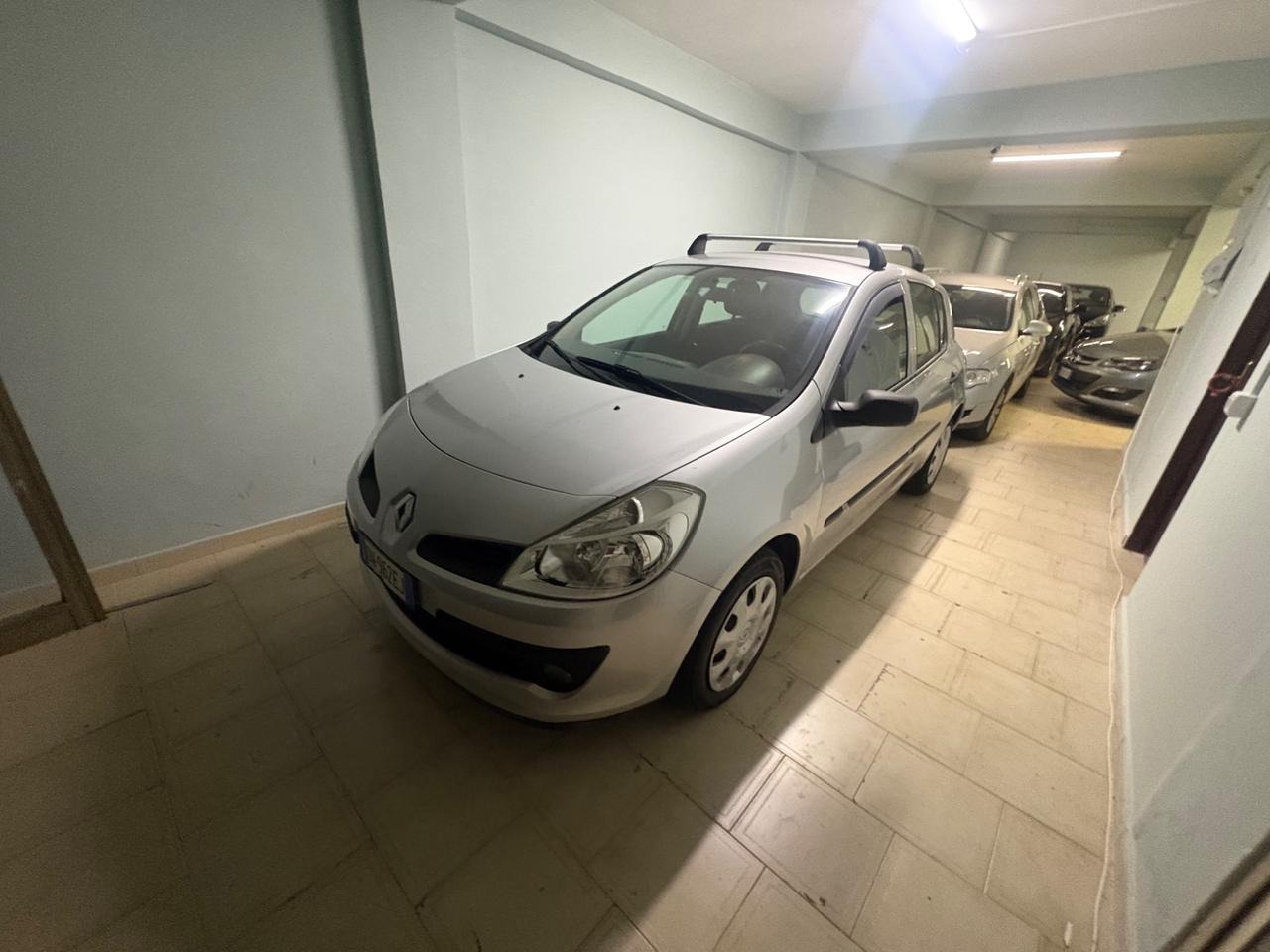 Renault Clio Storia 1.2 5 porte Confort