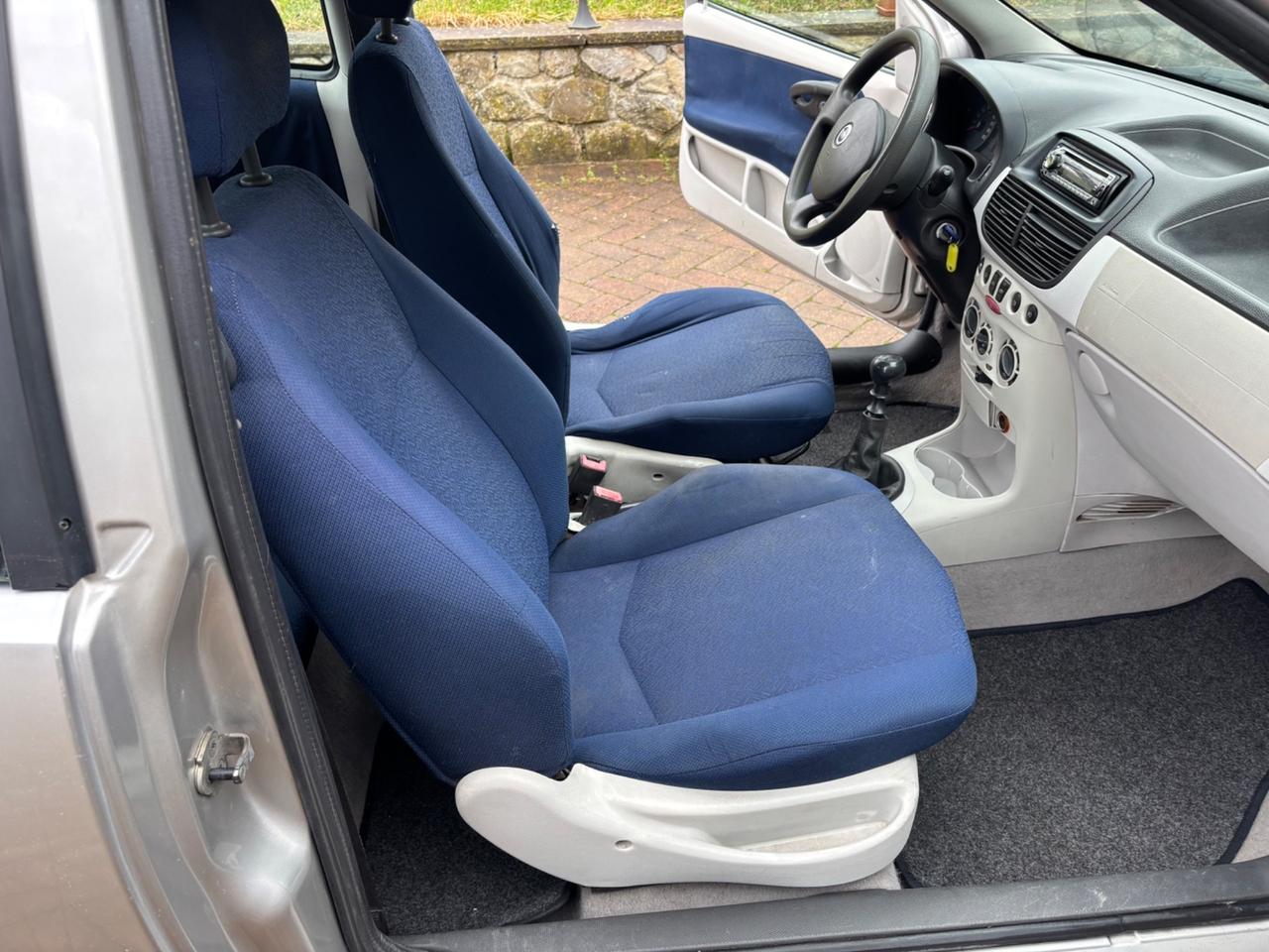 Fiat Punto 1.2i 16V cat 3 porte ELX