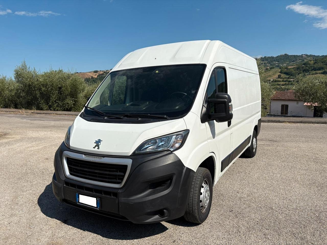 Peugeot Boxer 335 2.2BHDi 140 S&S PmTm E6D 10-2019