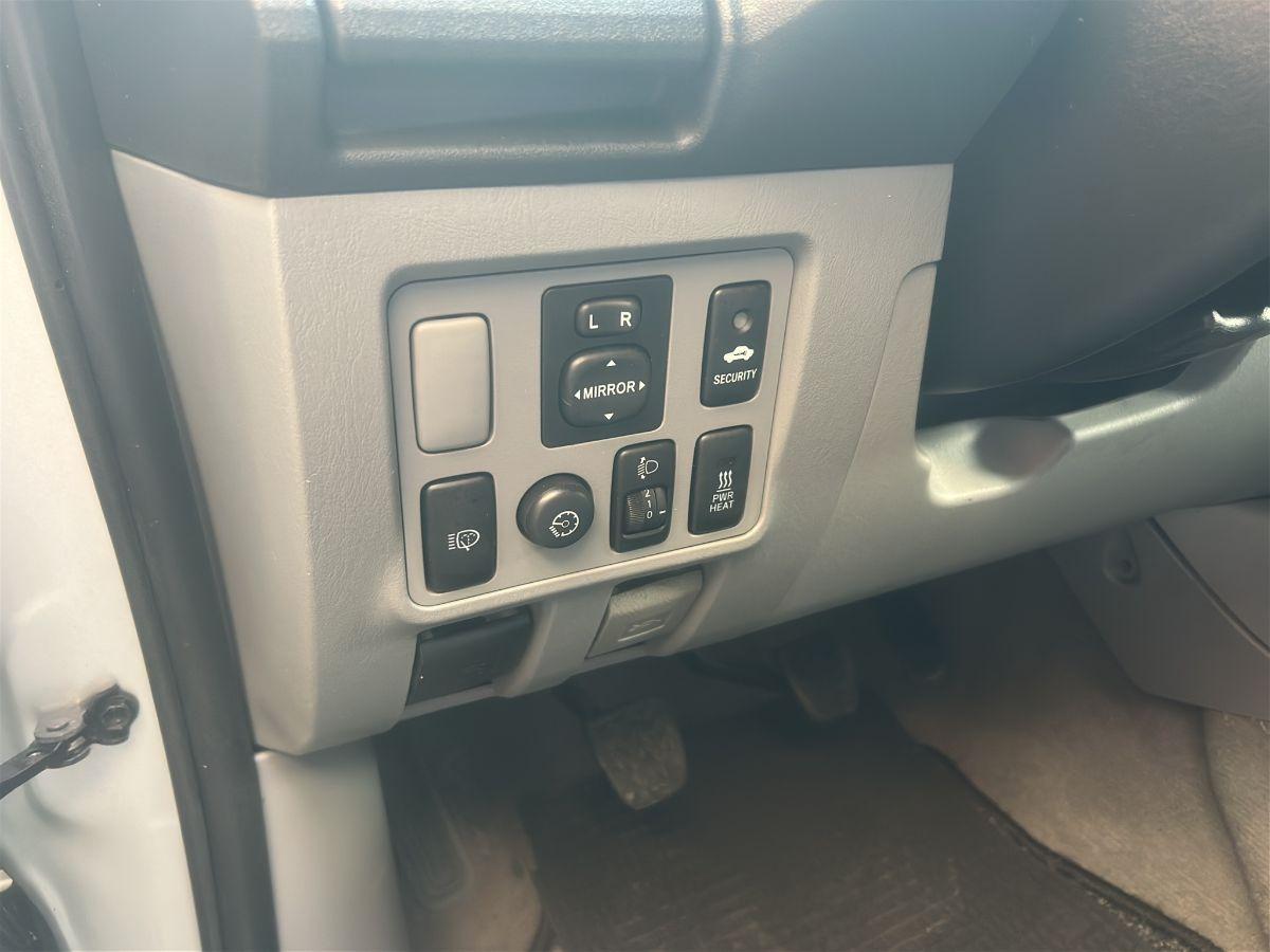 TOYOTA - Hilux 3.0 d-4d 171CV double cab SR 4x4 ridotte