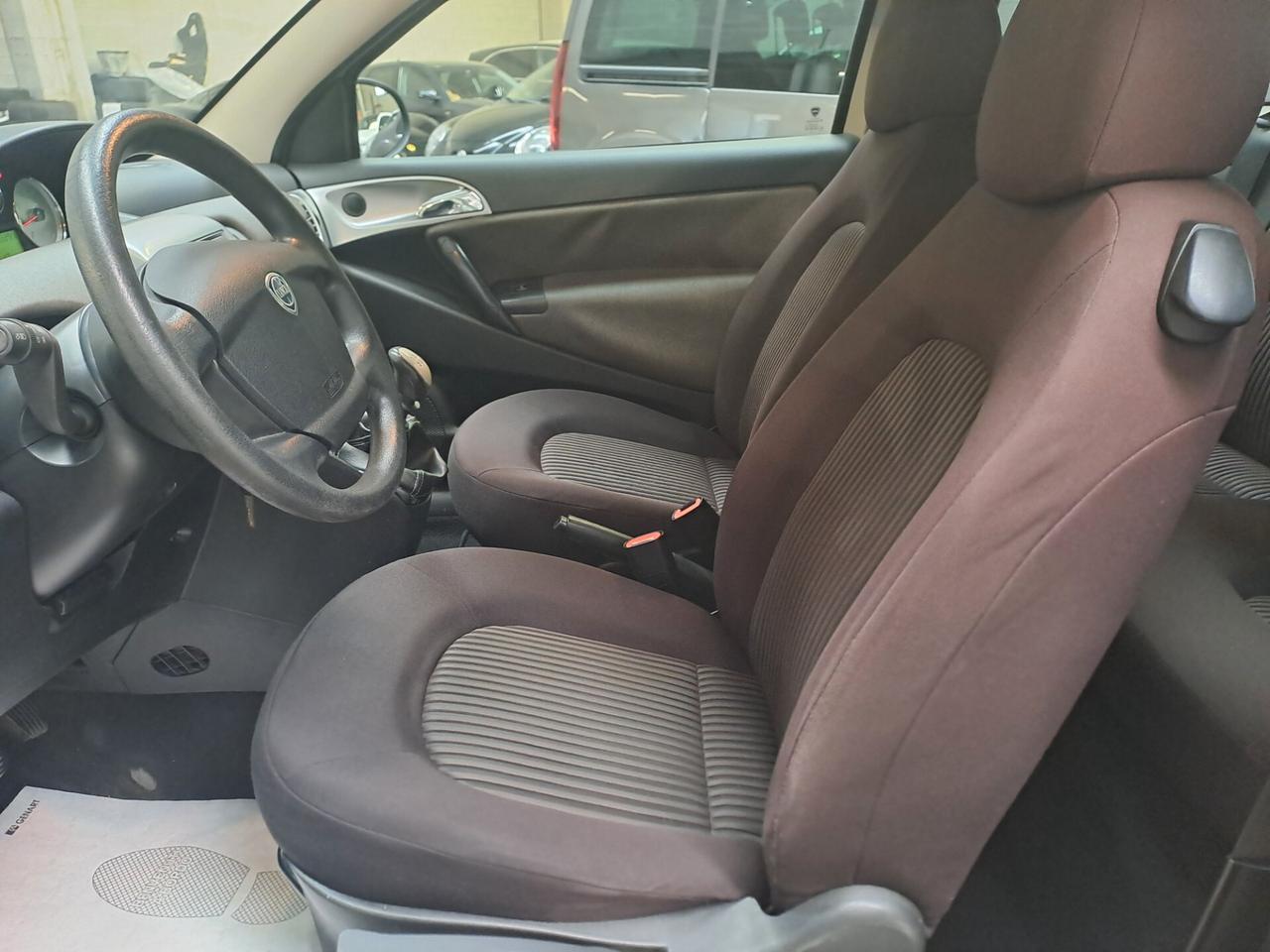 LANCIA YPSILON 1.2 *OK NEOPATENTATI*