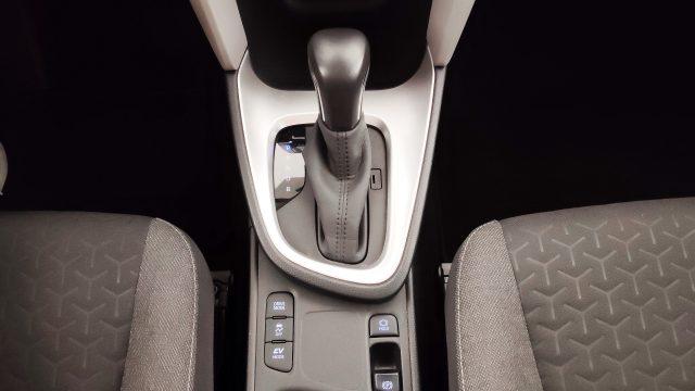 TOYOTA Yaris Cross 1.5 Hybrid 5p. E-CVT Business