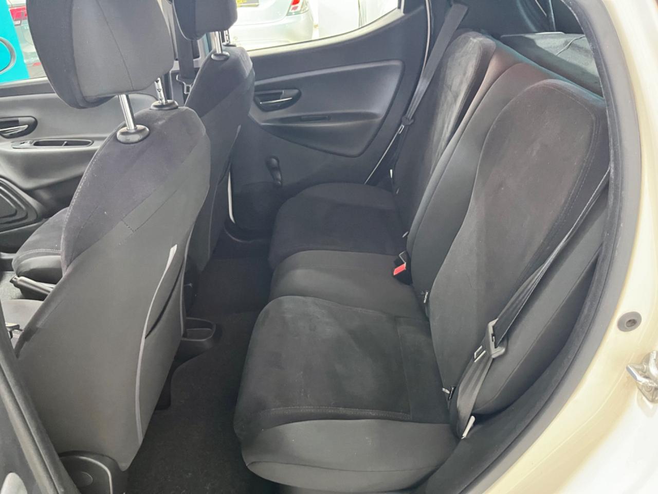LANCIA YPSILON 2013 METANO *UNICOPROPRIETARIO