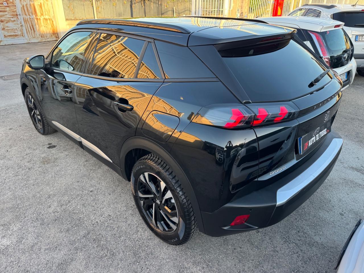 Peugeot 2008 1.5 BlueHDi 110 Allure Pack NAVI