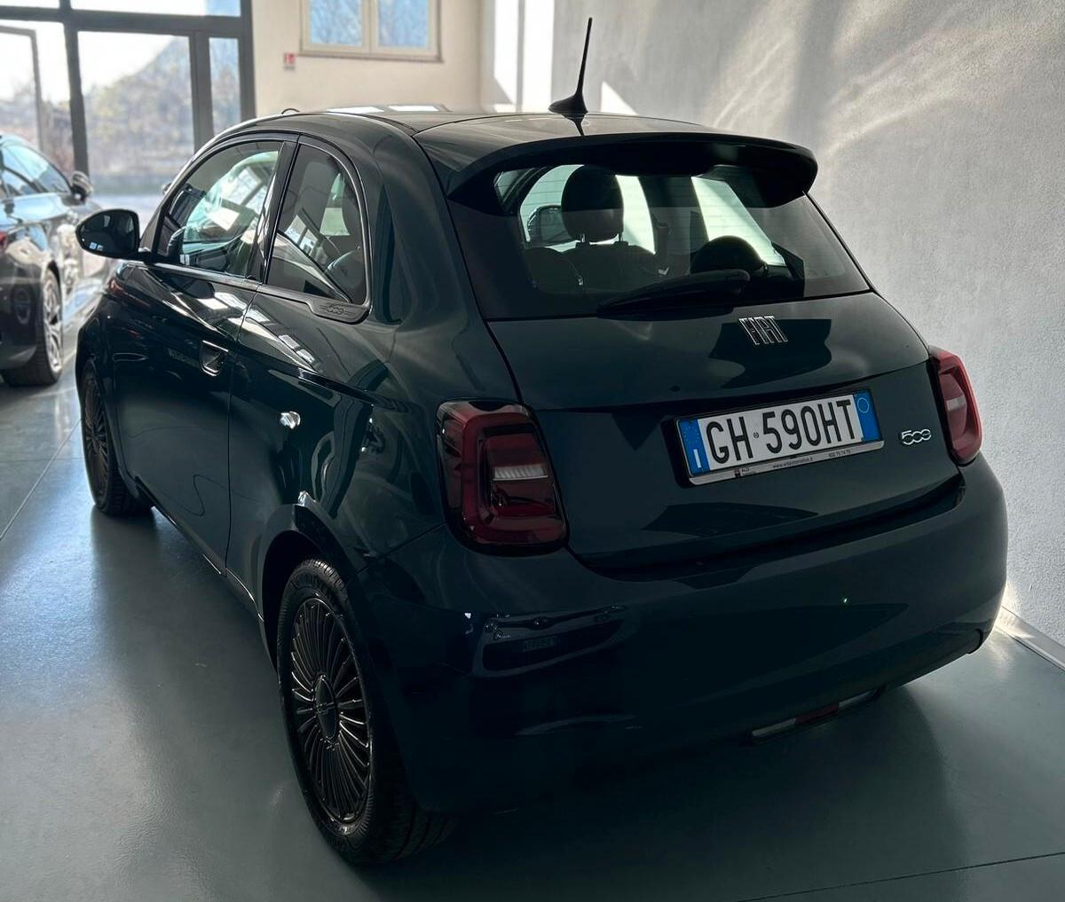 Fiat 500e 42 kWh Icon