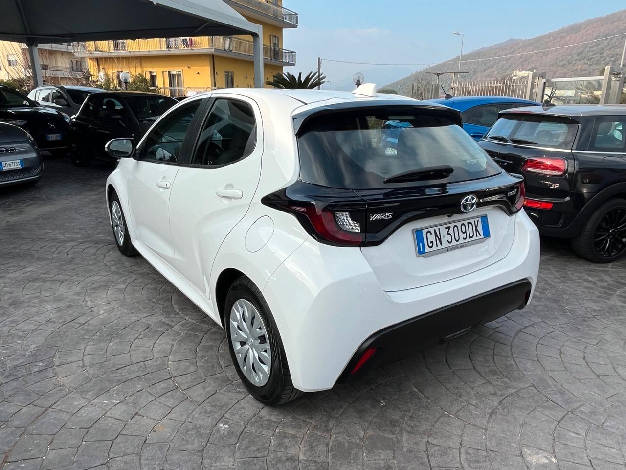 Toyota Yaris 1.5 Hybrid 5 porte Active
