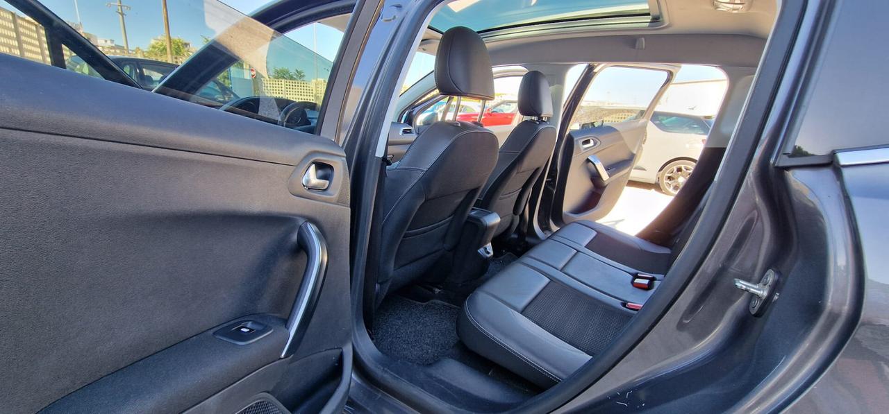Peugeot 2008 1.2 Benz Black Matt 2015 CRONO CASA MADRE