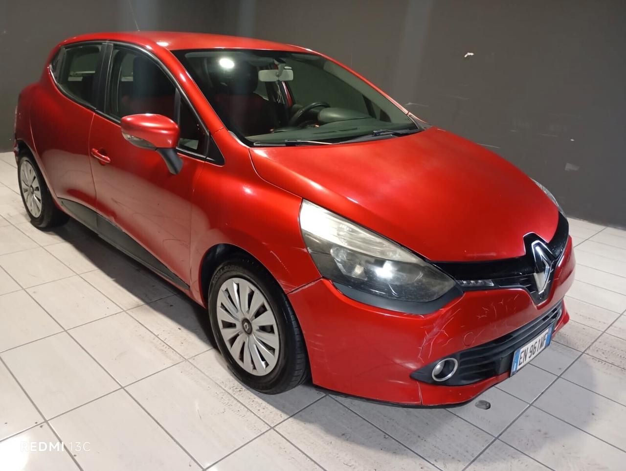 RENAULT CLIO del 2015 1500 DIESEL