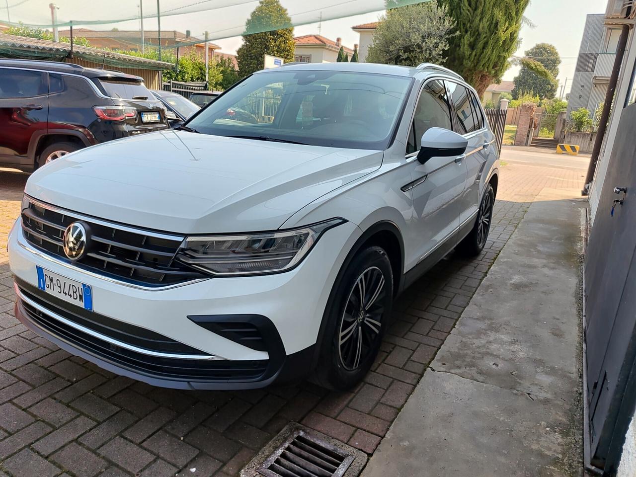Volkswagen Tiguan 2.0 TDI SCR Life