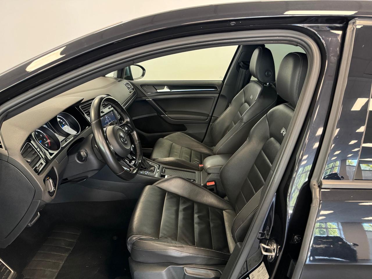 Volkswagen Golf R 2.0 DSG 5p. INTERNO IN PELLE PERFETTA