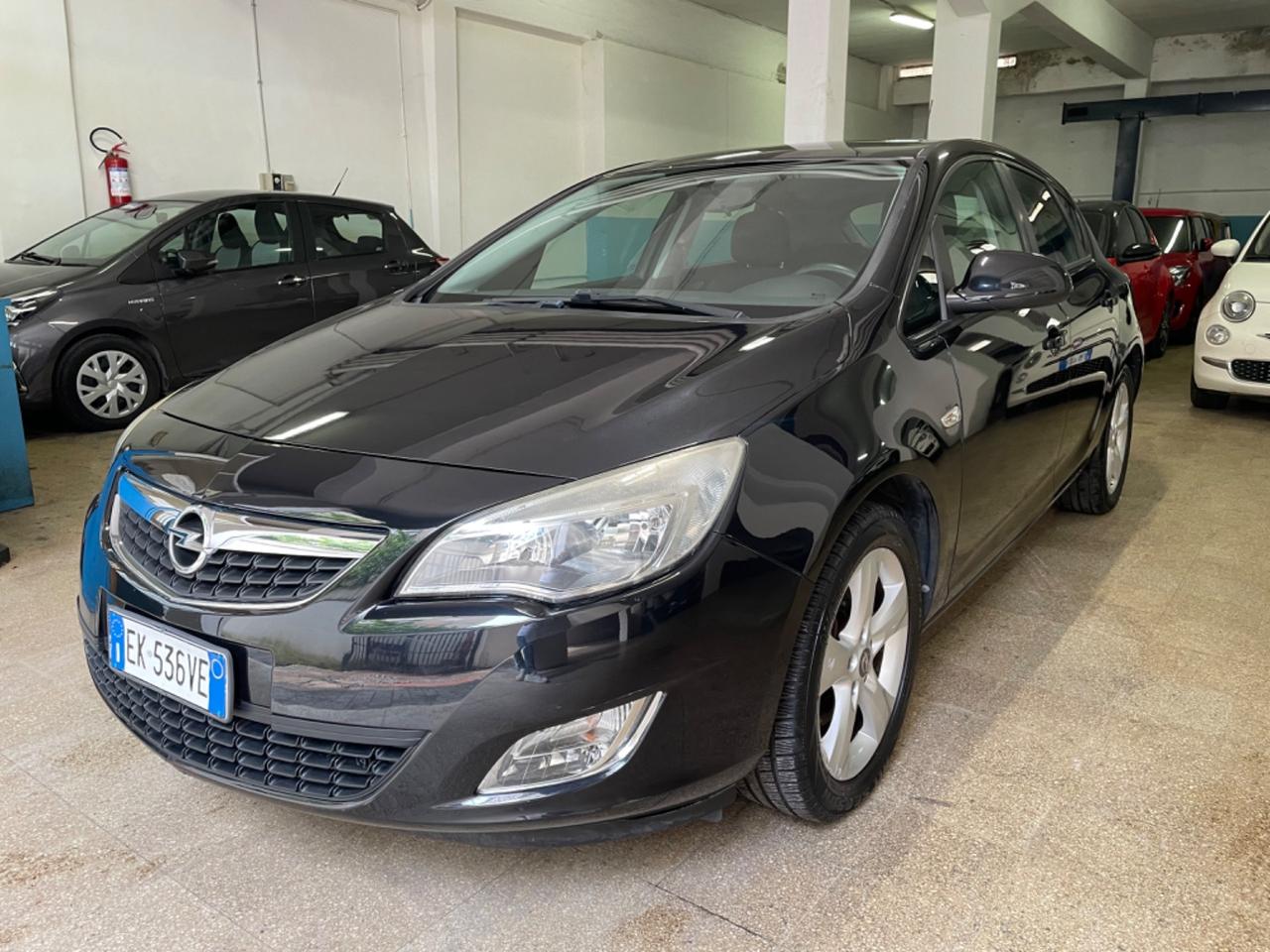 Opel Astra 1.7 CDTI 110CV 5 porte Elective