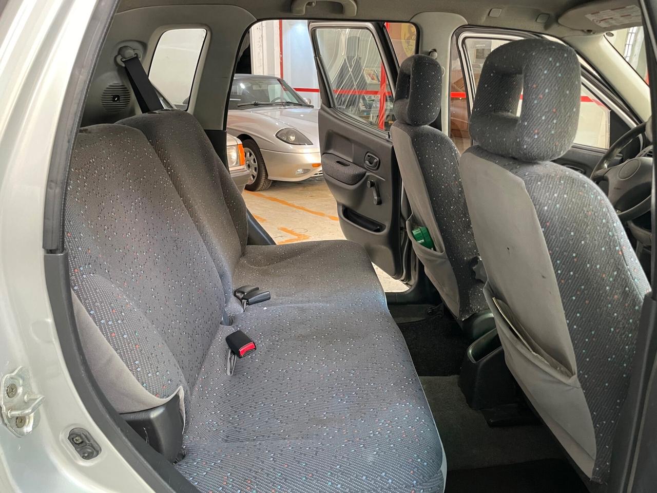 Suzuki Ignis 1.3i 16V cat 4WD GL