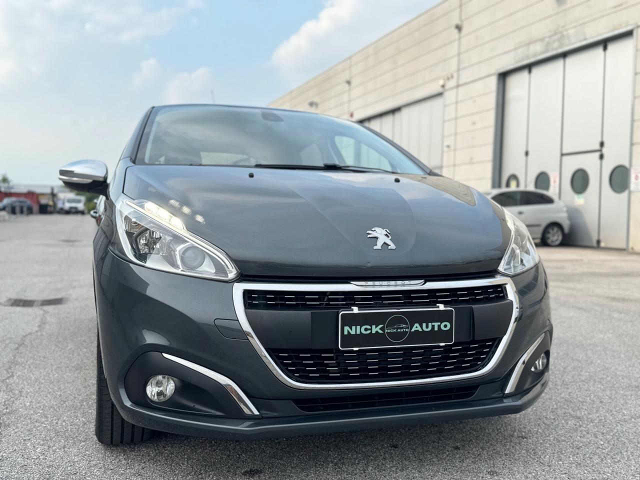 Peugeot 208 PureTech 82 5 porte Access