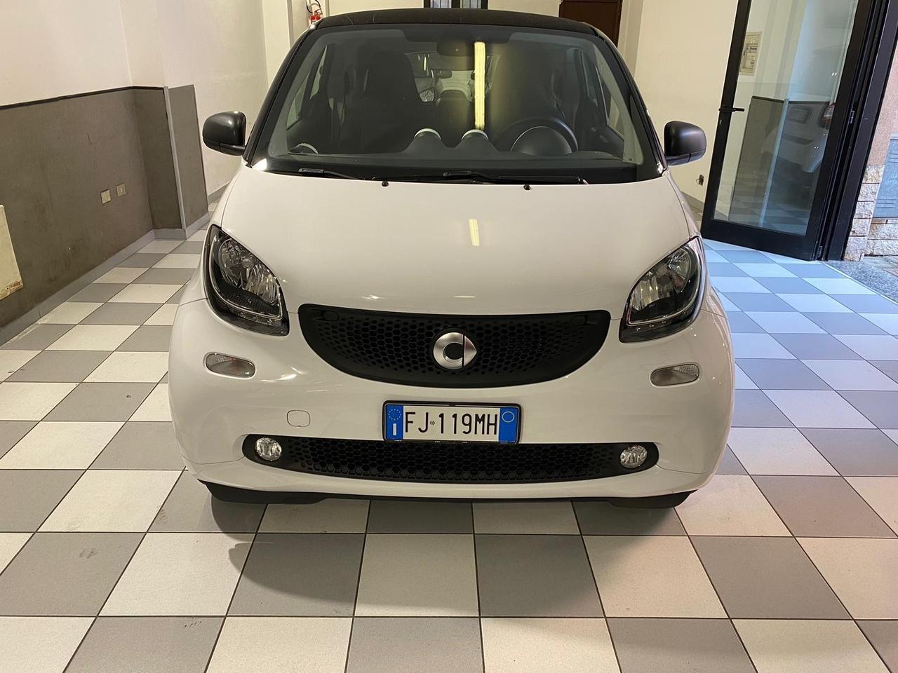 Smart ForTwo 70 1.0 automatica benzina 26.000km