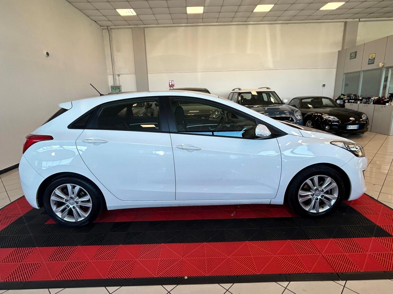 Hyundai i30 1.4 5p. Comfort