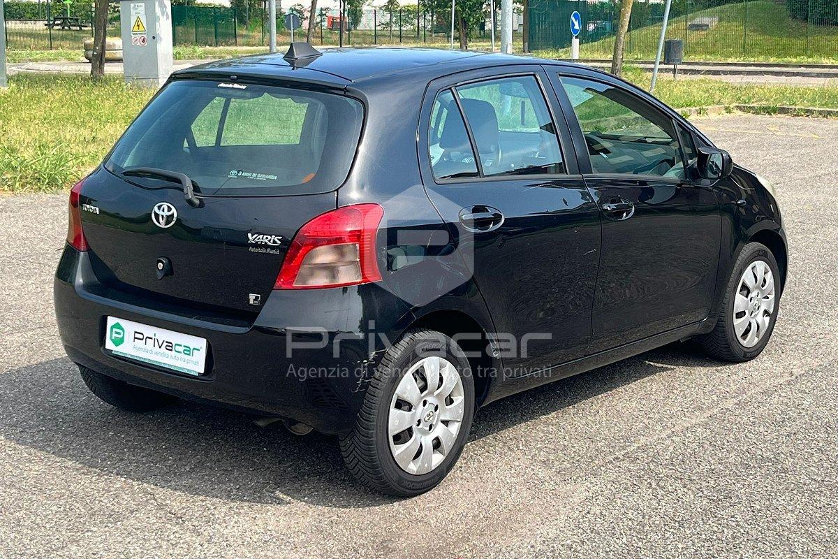 TOYOTA Yaris 1.0 5 porte Sol