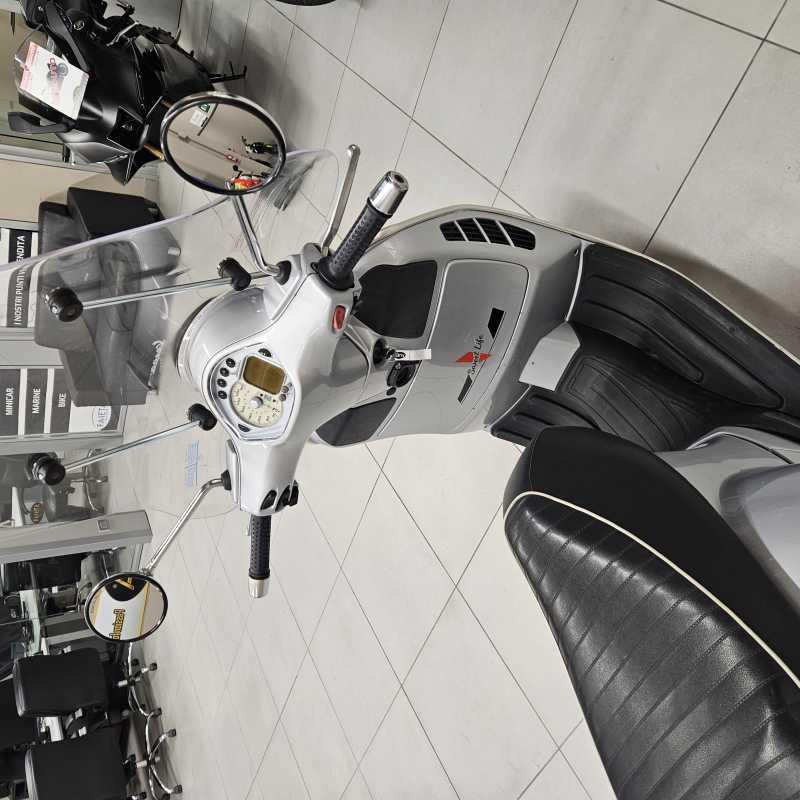 Vespa GTS 250 i.e. - 2005