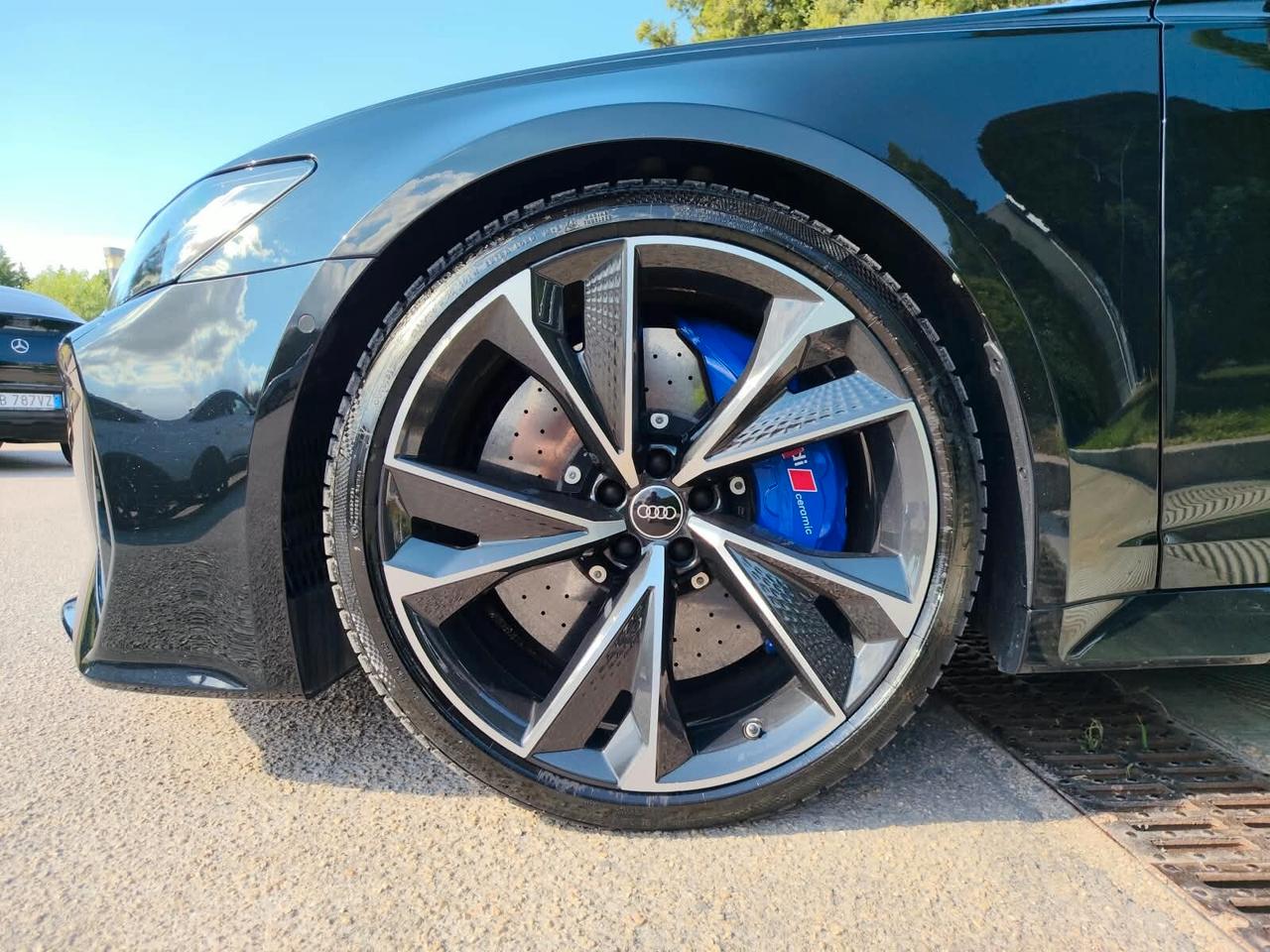 Audi RS6 Avant 4.0 TFSI V8 quattro tiptronic