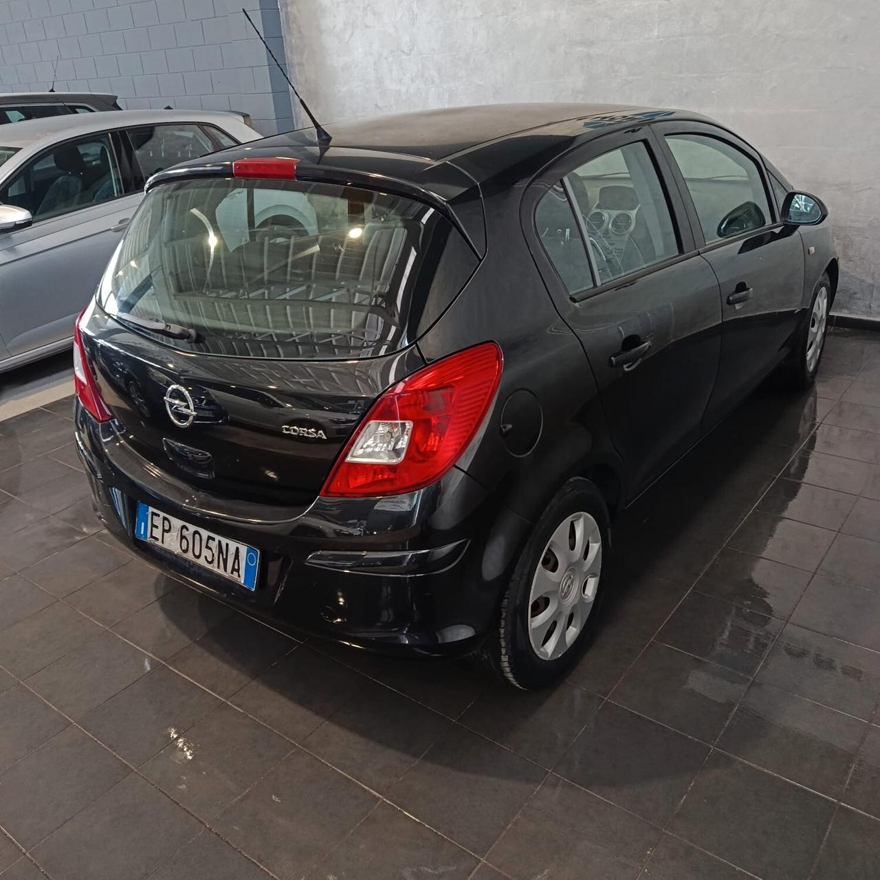 Opel Corsa 1.2 3 porte Edition