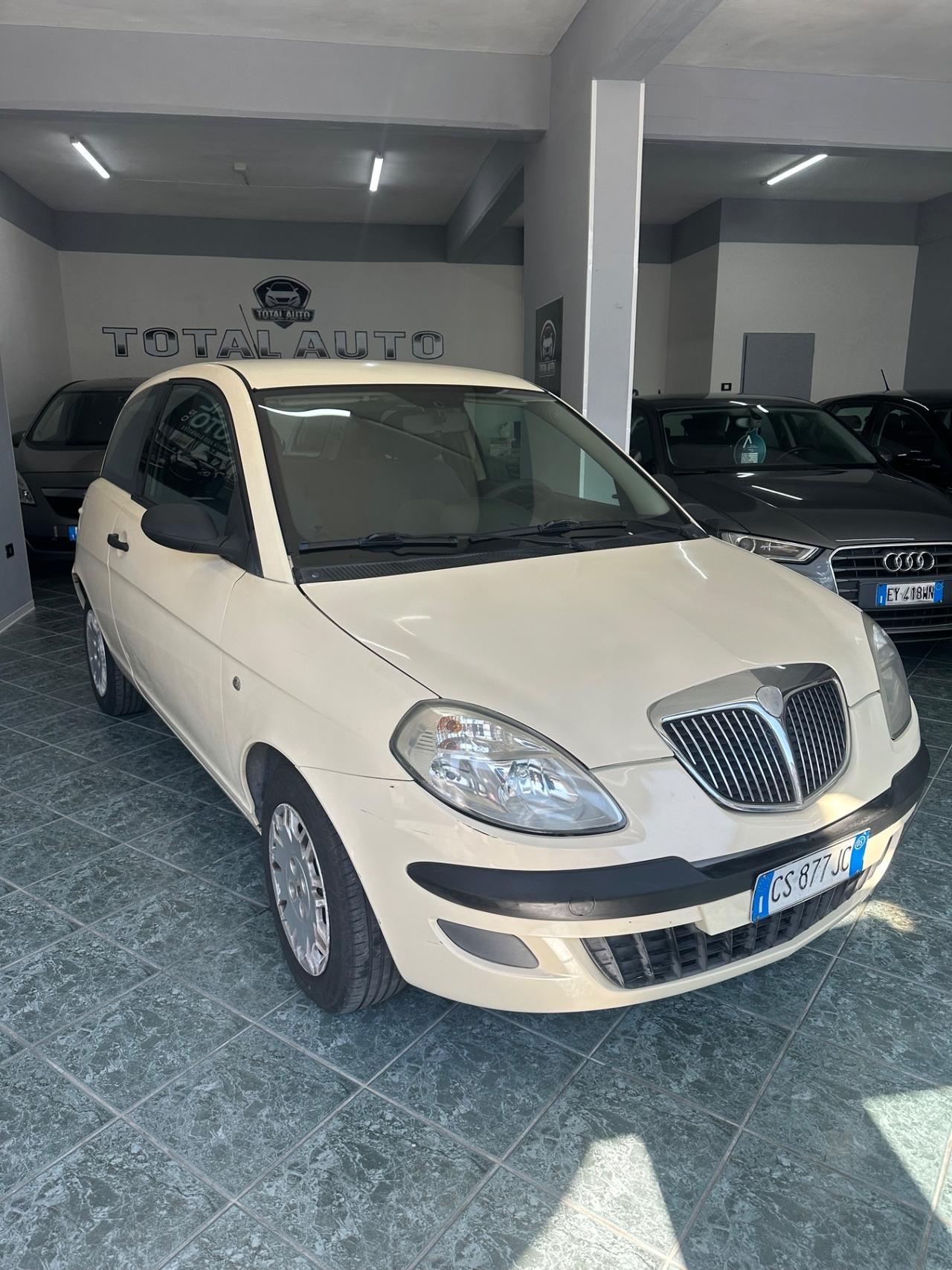 Lancia Ypsilon 1.2