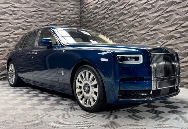 ROLLS-ROYCE Phantom SWB "ONE OF ONE W12 414KW (563HP)
